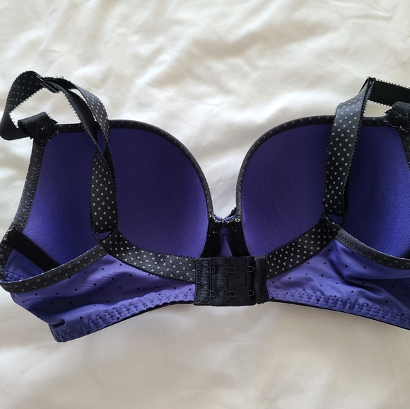 Freya Deco Underwired Moulded Plunge Bra (UK size: 30F) - Picture 7 of 11